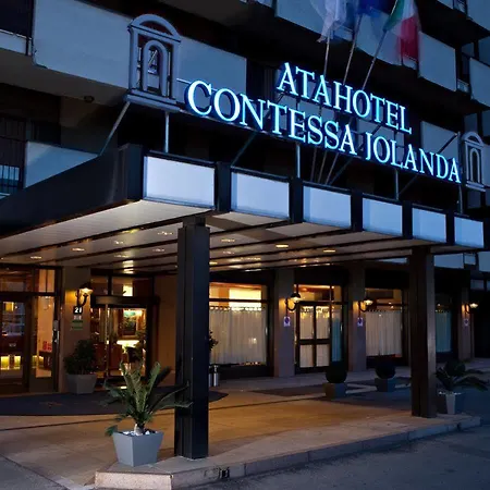 & Contessa Jolanda מלון דירות