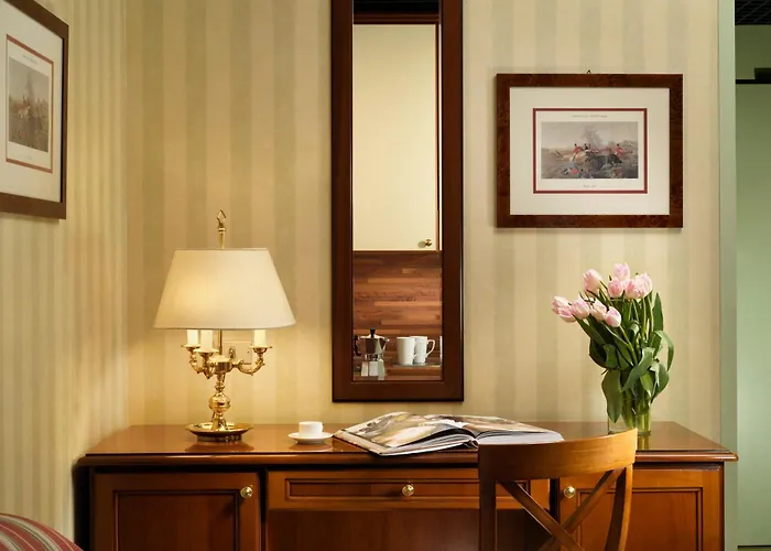 & Contessa Jolanda Milan