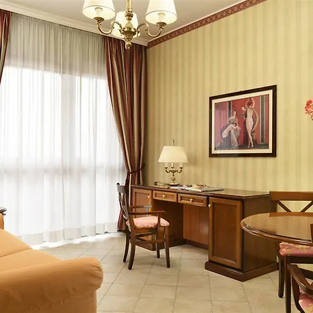 Aparthotel & Contessa Jolanda 4*